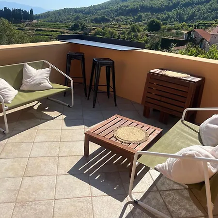 Porat Pitve Holiday home