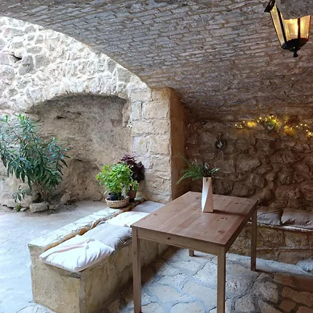 Porat Pitve Jelsa (Hvar)