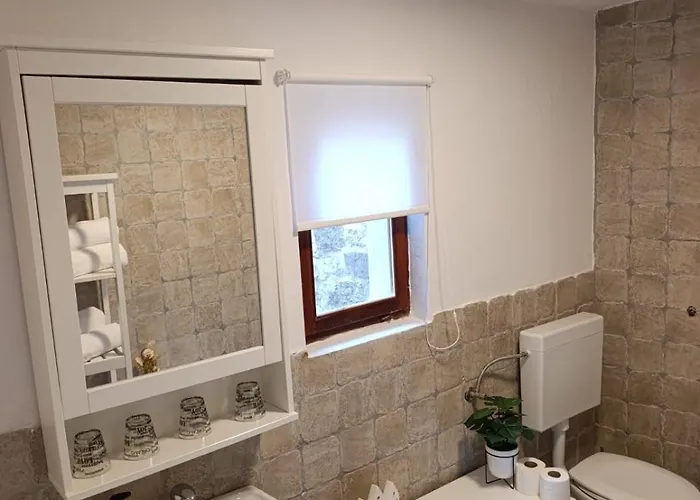 Porat Pitve Holiday home